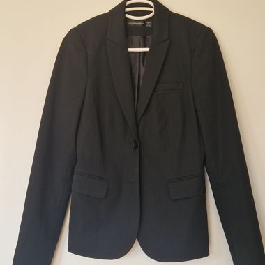 Hallhuber black blazer