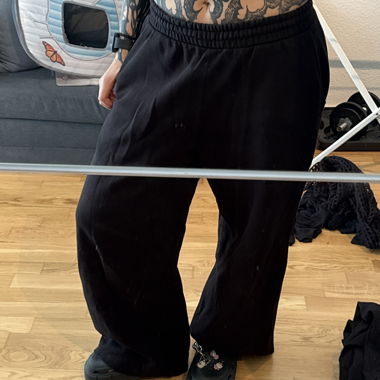 Weekday Trainerhose Baggy