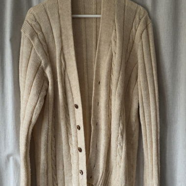 Cardigan beige in maglia - 100% lana fatta a mano