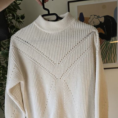 Weisser Pulli Mango