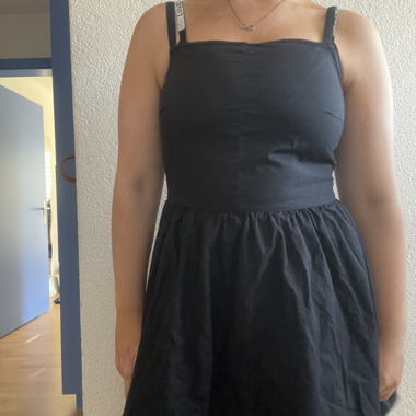 Süßes schwarzes Kleid von edc by Esprit – Größe S