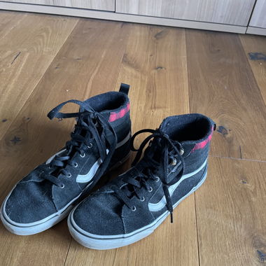 Vans sneaker size 38