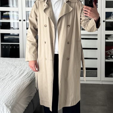 Beige trench coat by IVY & OAK