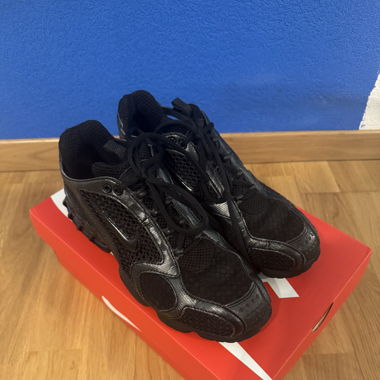 Nike spiridon cage 2 Full black