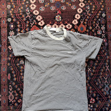 Gestreiftes Obey T