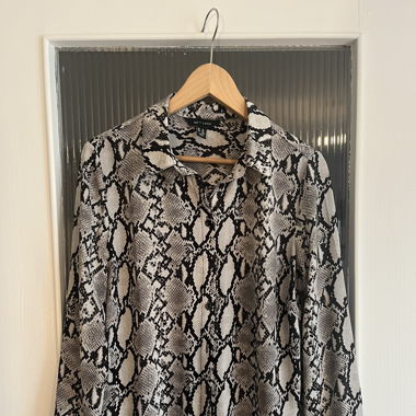 Blouse Snake Print