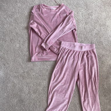 Pink velvet sleeping set