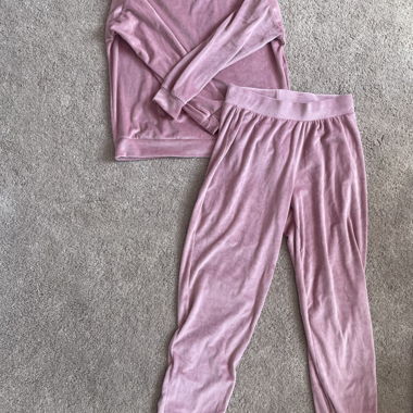 Pink velvet sleeping set