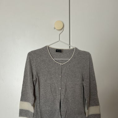 Grey cardigan