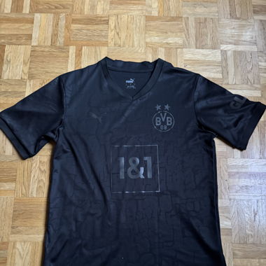 Borussia Dortmund shirt 