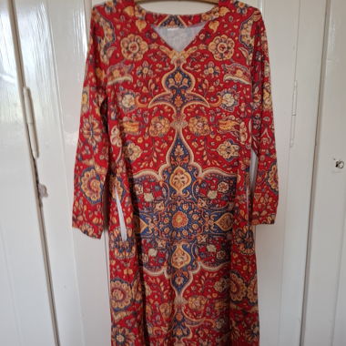 Robe longue imprimée rouge