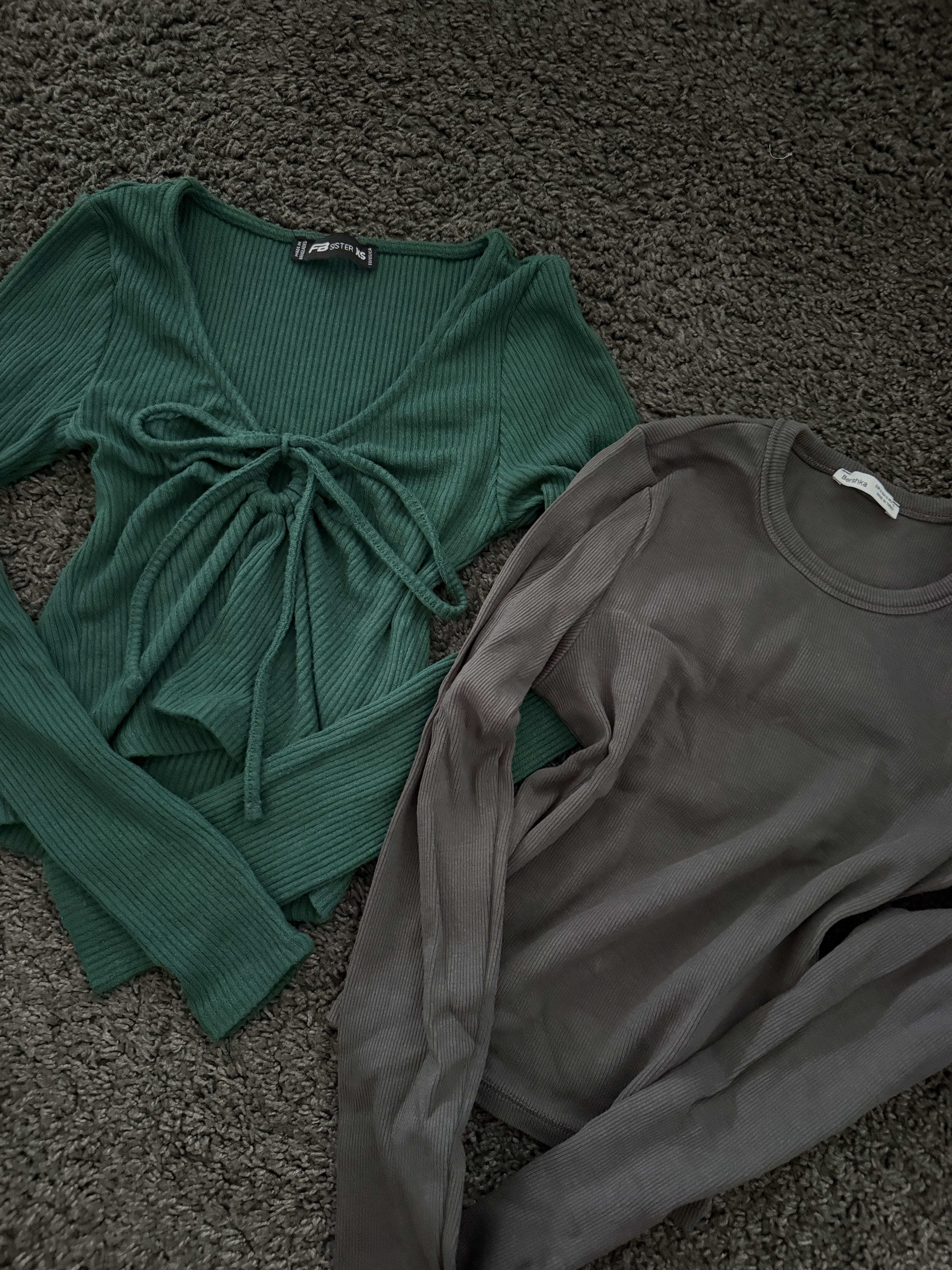 2 Langarmshirts 