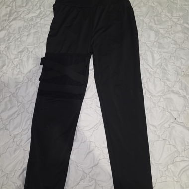 Black Sports Leggings "Mesh" Style & Crisscross Straps