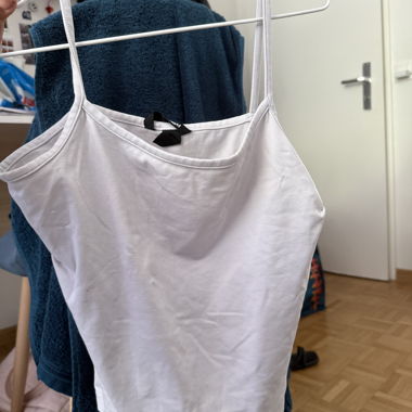 Top bianco con bretelle H&M