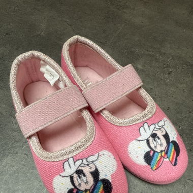 Chaussons bébé taille 23