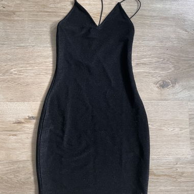 Robe courte noire H&M