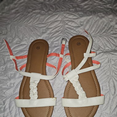 Sandales été femme blanches et corail 38