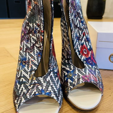Patterned Peeptoe Pumps