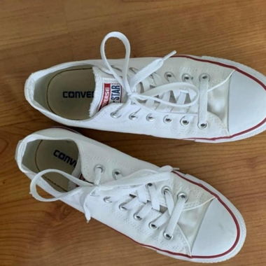 Low top White Converse