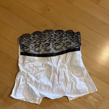 Bustier in pizzo bianco/nero