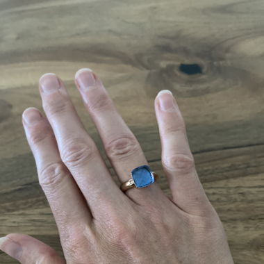 Ring Rosegold eingefasst