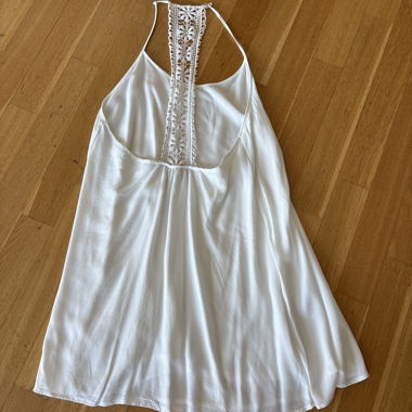 Weisses Spitzen Kleid