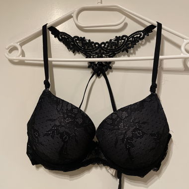 schwarzer Spitzen Push-Up BH