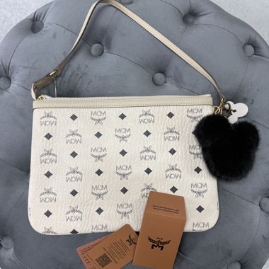 Pochette MCM