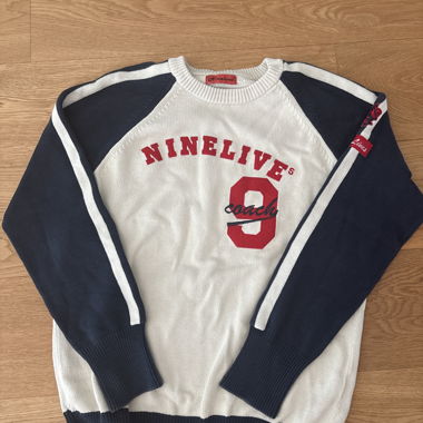 Ninelives Sweatshirt