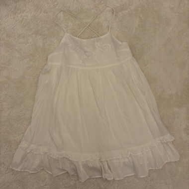 Weisses Spaghetti-Träger Kleid