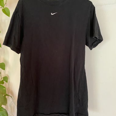 Maglietta Nike nera, taglia M - Ottime condizioni!