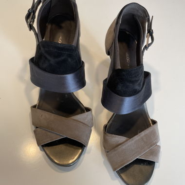 Evening shoes