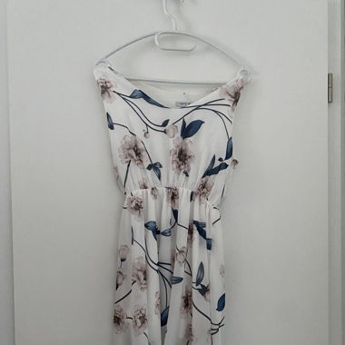 Luftiges schönes kleid 
