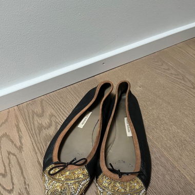 Meher Kakalia Ballerinas in Schwarz