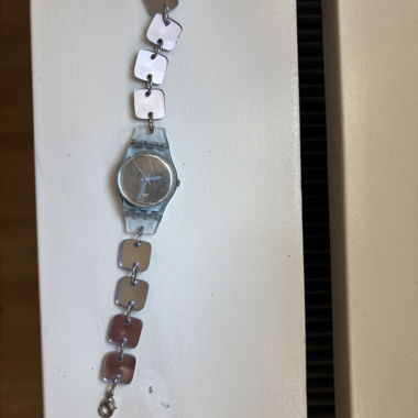 Montre bracelet Swatch cute en miroir argenté