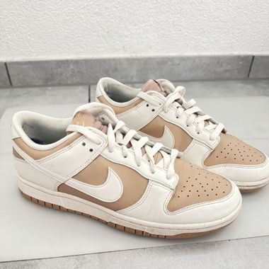 Nike dunk low tan
