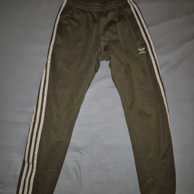 adidas jogging kaki