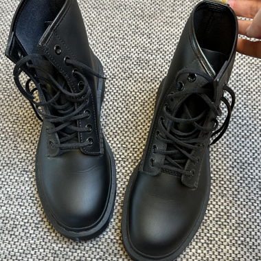 Dr. Martens Vegan