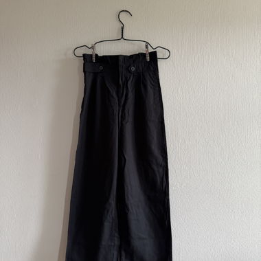 Pantaloni in tessuto neri - Zara - XS