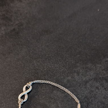 Tiffany & Co. Infinity Armband
