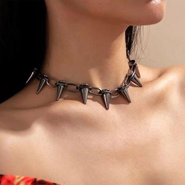 Halskette mit Spikes (fabrikneu) gun metal black