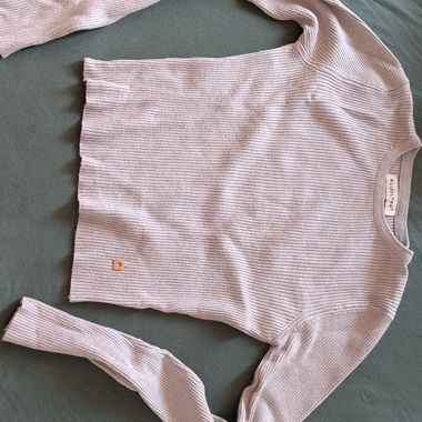 Grey plain top