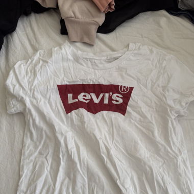 Levi‘s tshirt