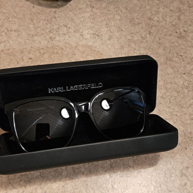 Occhiali da sole Karl Lagerfeld neri