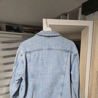 Jeansjacke im Oversize-Schnitt