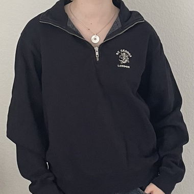 Brandy Melville Sweatshirt in dunkelblau