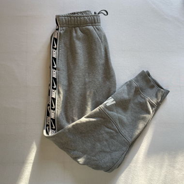 Jogging gris Nike