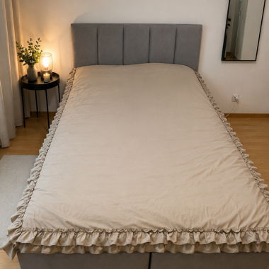 Letto imbottito con volant