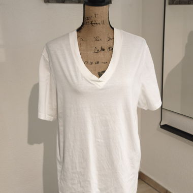 Weisses V-Neck T-Shirt bpc bonprix Gr.40/ 42