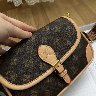 BRANDNEUE LOUIS VUITTON TASCHE